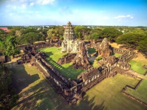 อุทยานประวัติศาสตร์พิมาย-300x225.jpg