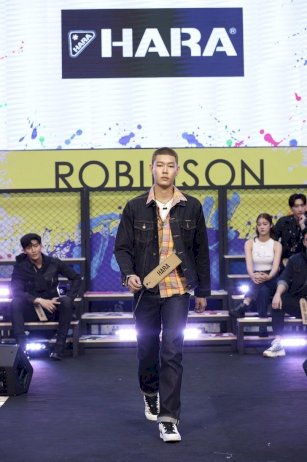 โรบินสัน-จัดบิ๊กแฟร์-robinson-jeans-2022-อัปเดตเทรนด์ยีนส์บนแฟชั่นรันเวย์สุดปัง